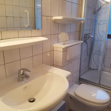 Kreuz Im Haus Libertas *